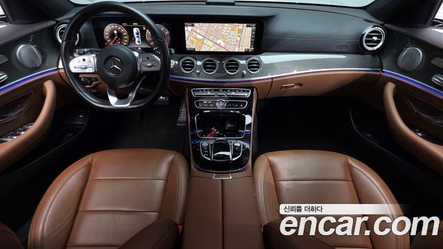 Mercedes-Benz E-Class 2020 — photo 10