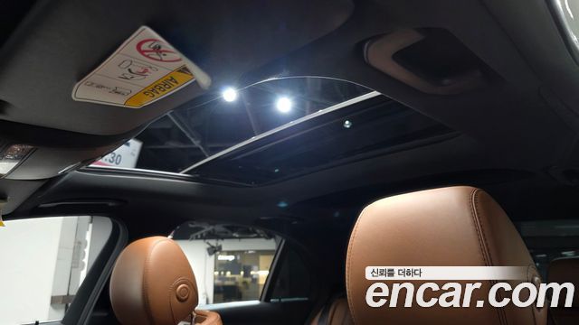 Mercedes-Benz E-Class 2020 — photo 23