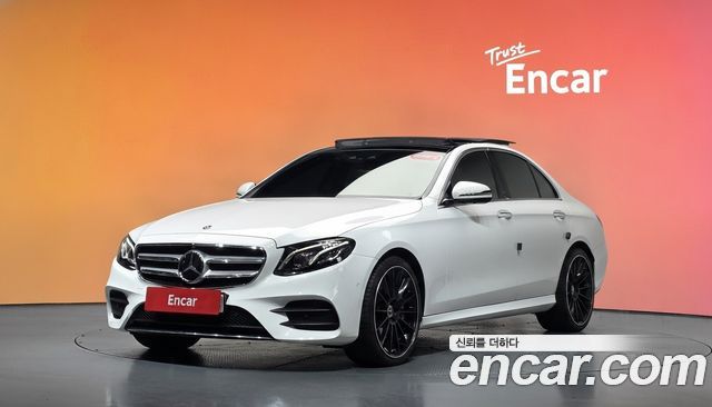 Mercedes-Benz E-Class 2020 — photo 1