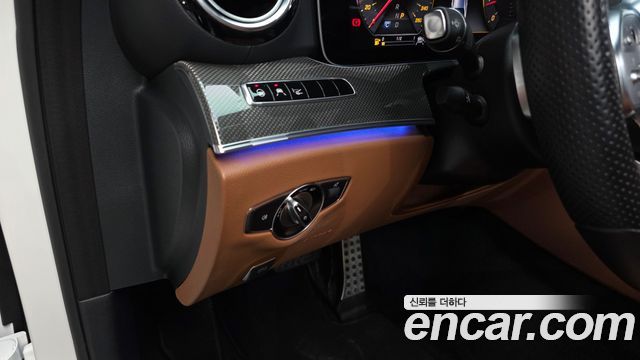 Mercedes-Benz E-Class 2020 — photo 29