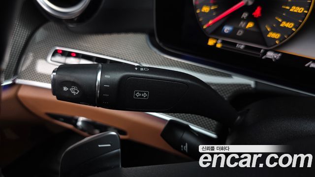 Mercedes-Benz E-Class 2020 — photo 31