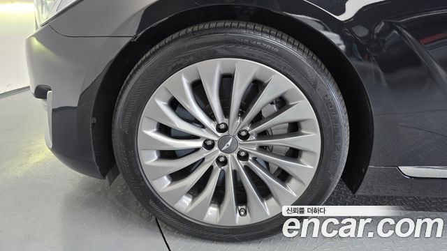 Genesis EQ900 2017 — photo 5