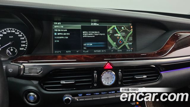 Genesis EQ900 2017 — photo 21