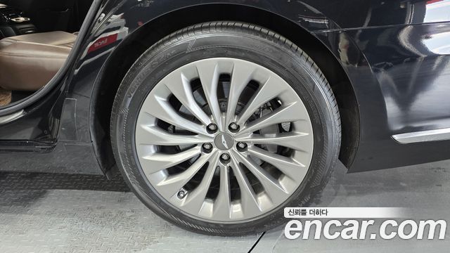 Genesis EQ900 2017 — photo 7