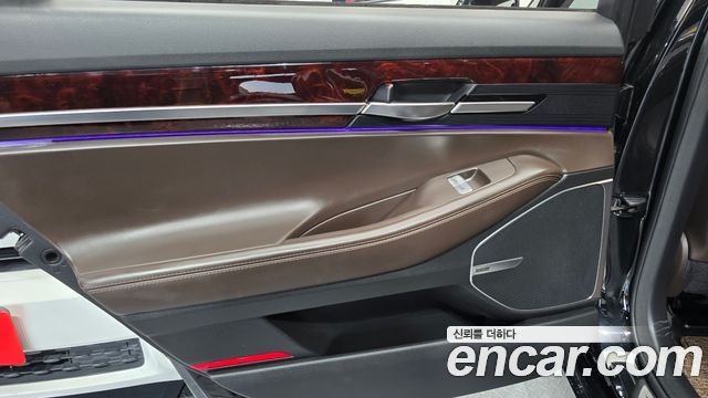 Genesis EQ900 2017 — photo 15