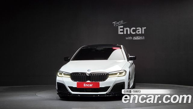 BMW 5-Series 2023 — photo 3