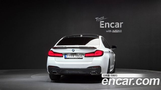 BMW 5-Series 2023 — photo 4