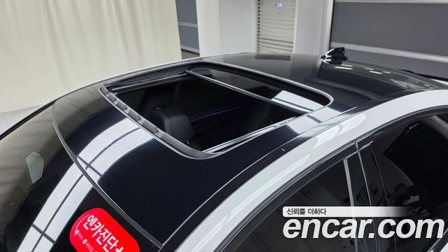 BMW 5-Series 2023 — photo 25