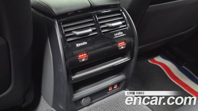 BMW 5-Series 2023 — photo 29