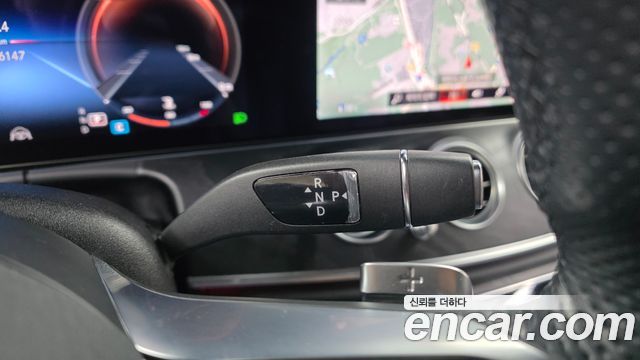Mercedes-Benz E-Class 2021 — photo 9