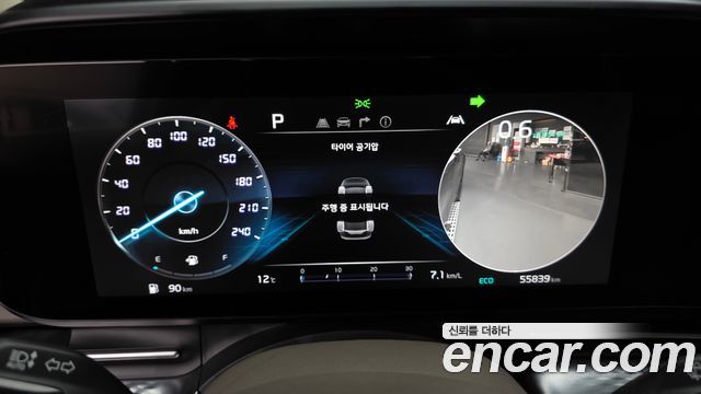 Kia Canival 2022 — photo 11