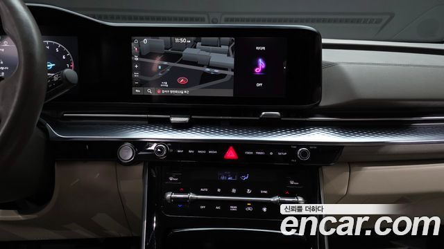 Kia Canival 2022 — photo 20
