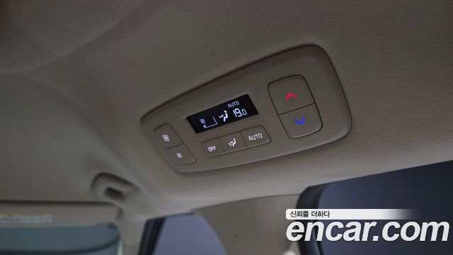 Kia Canival 2022 — photo 37