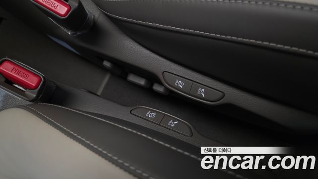 Kia Canival 2022 — photo 38