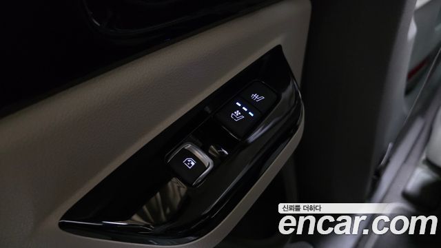 Kia Canival 2022 — photo 40