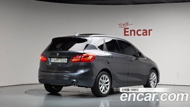 BMW 2-Series 2019 — photo 2