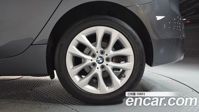 BMW 2-Series 2019 — photo 7