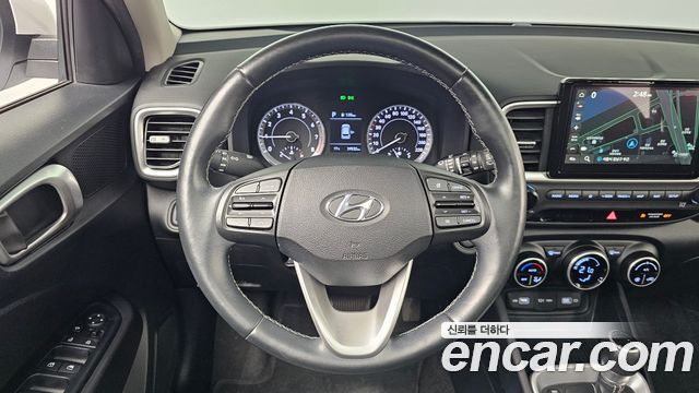 Hyundai Venue 2022 — photo 13