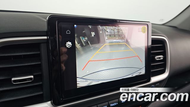 Hyundai Venue 2022 — photo 14