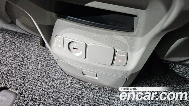 Kia Canival 2019 — photo 18