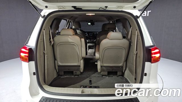 Kia Canival 2019 — photo 20