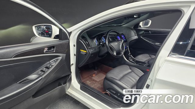 Hyundai Sonata 2013 — photo 10