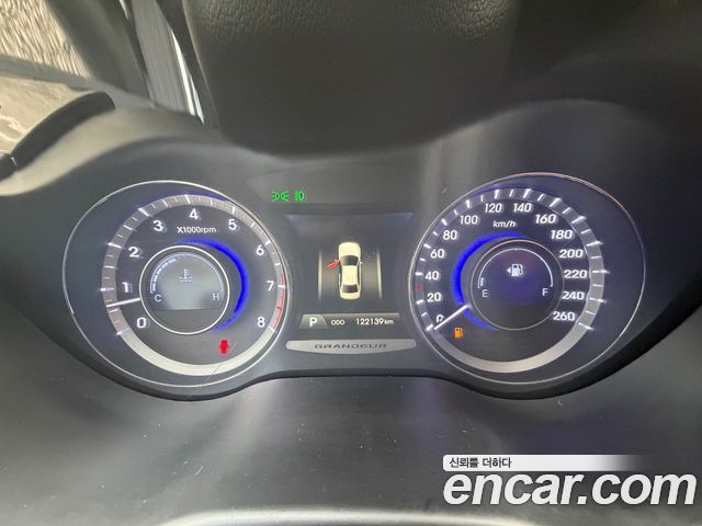 Hyundai Grandeur 2014 — photo 8