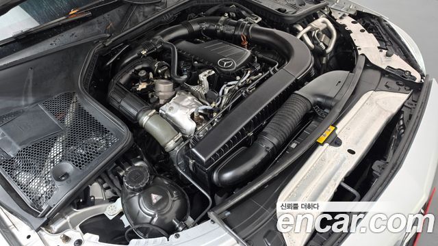 Mercedes-Benz C-Class 2017 — photo 6