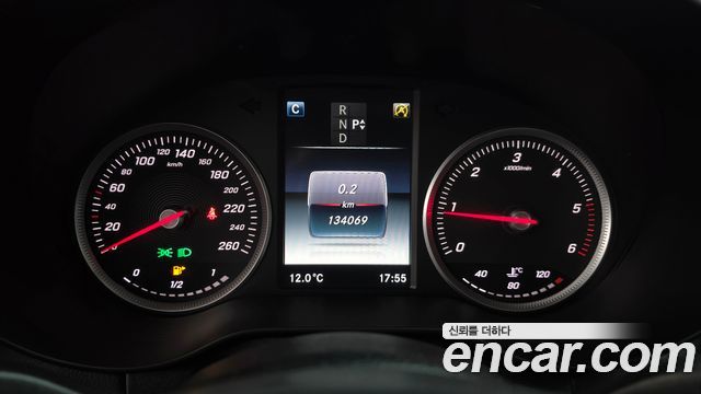 Mercedes-Benz C-Class 2017 — photo 8