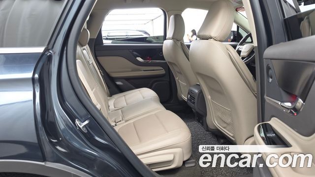 Lincoln Corsair 2021 — photo 18