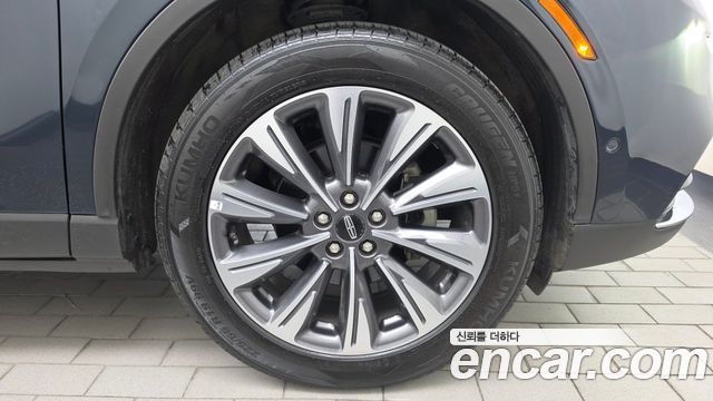 Lincoln Corsair 2021 — photo 7