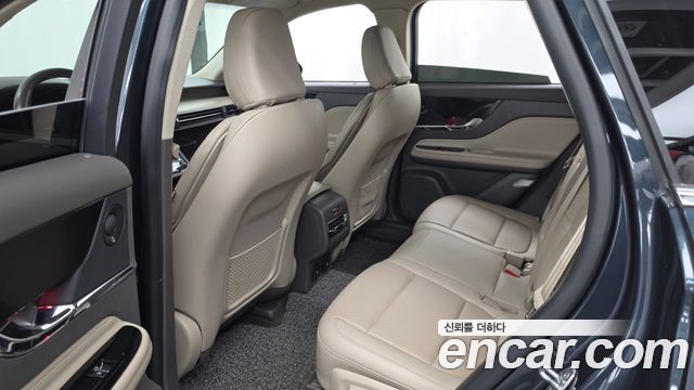 Lincoln Corsair 2021 — photo 16