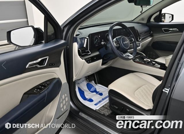 Kia Sportage 2023 — photo 11