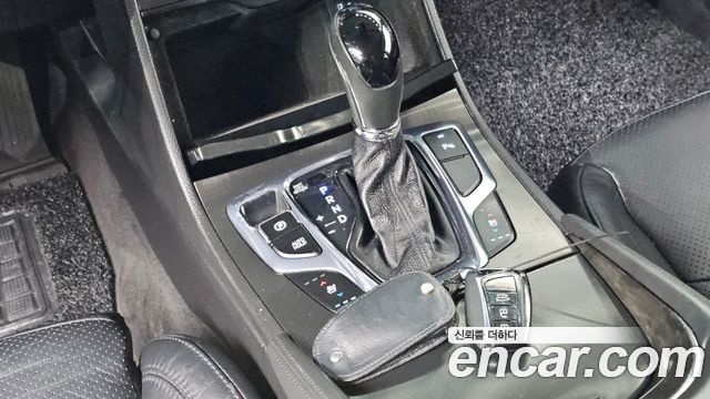 Hyundai Grandeur 2016 — photo 12