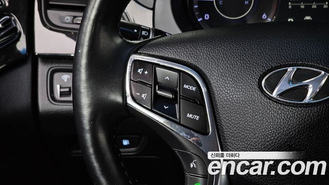 Hyundai Grandeur 2016 — photo 22