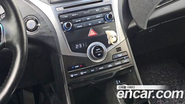 Hyundai Grandeur 2016 — photo 24