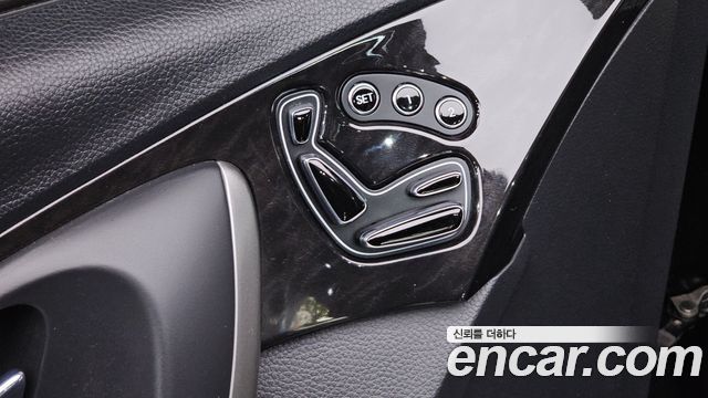 Hyundai Grandeur 2016 — photo 29