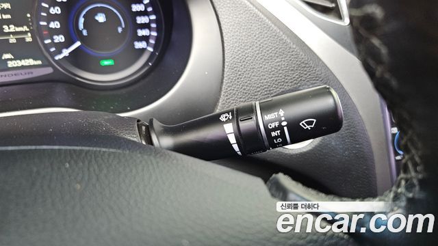 Hyundai Grandeur 2016 — photo 31