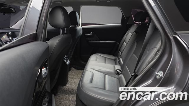 Kia Niro 2020 — photo 16
