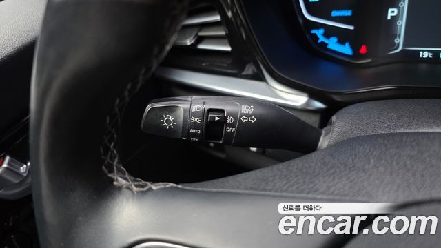 Kia Niro 2020 — photo 29