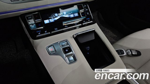 Hyundai Grandeur 2023 — photo 9