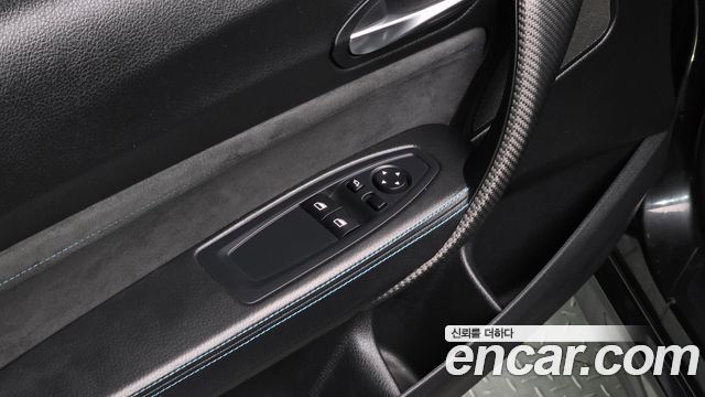 BMW M2 2017 — photo 16