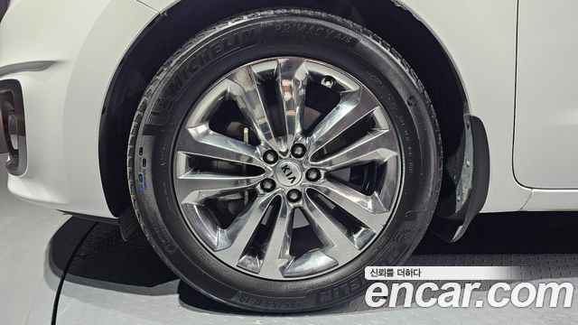 Kia Canival 2017 — photo 5