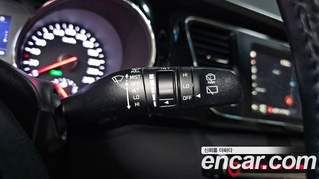 Kia Canival 2017 — photo 20