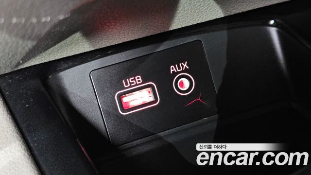 Kia Canival 2017 — photo 26