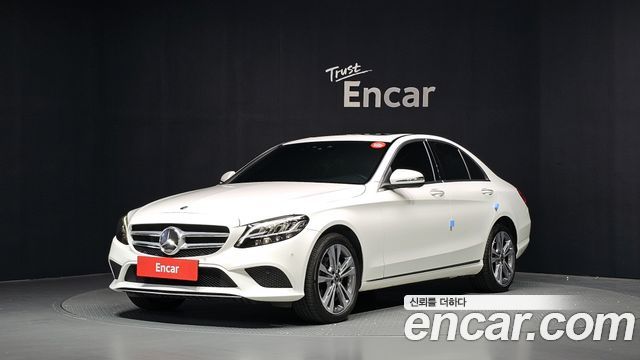 Mercedes-Benz C-Class 2020 — photo 1