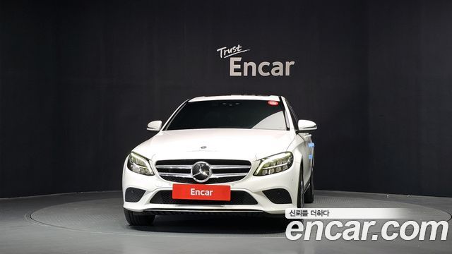 Mercedes-Benz C-Class 2020 — photo 3