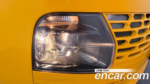 Hyundai Staria 2025 — photo 8
