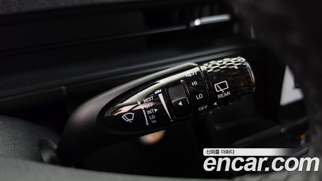 Hyundai Staria 2025 — photo 29