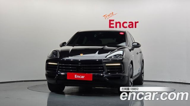 Porsche Cayenne 2021 — photo 3